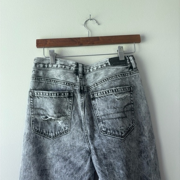 American Eagle gray ripped jeans regular size 4 - Picture 6 of 7
